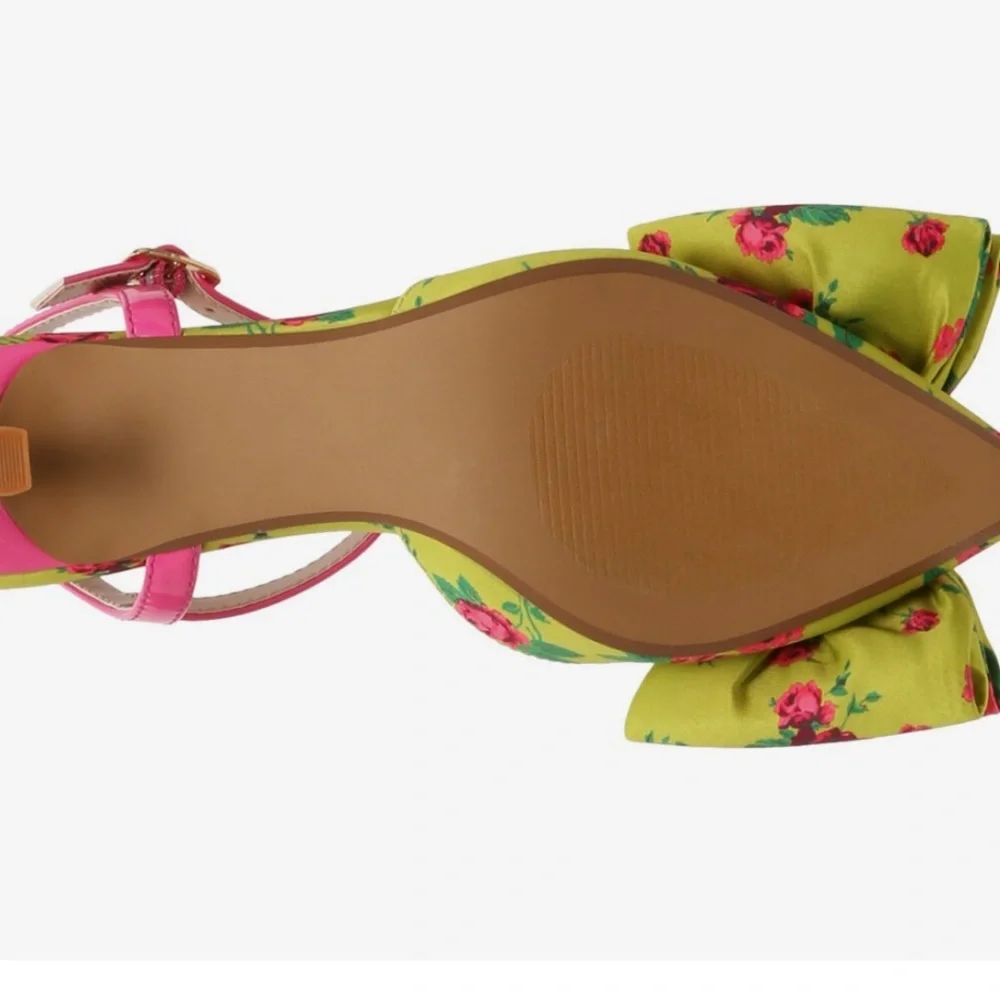 NIB Betsey Johnson Emely Sandal